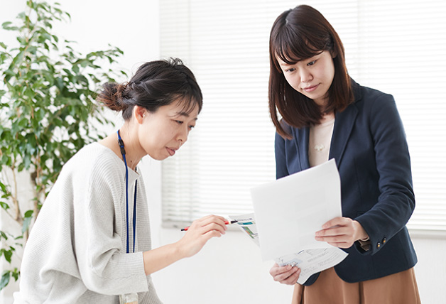 吉野 奈々子の仕事風景